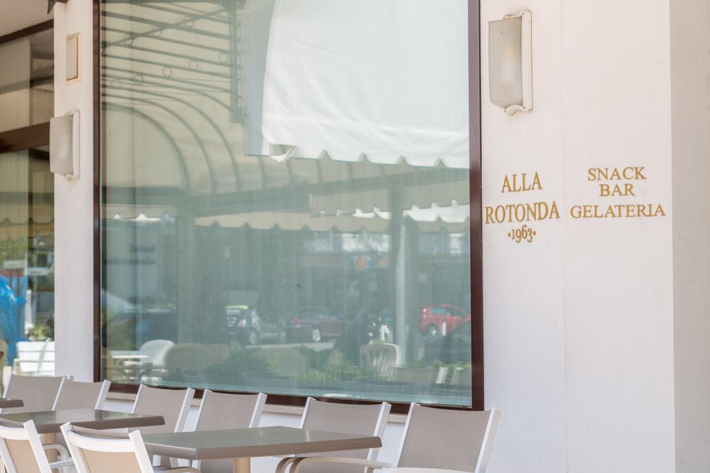 Hotel Alla Rotonda Lido di Jesolo Buitenkant foto